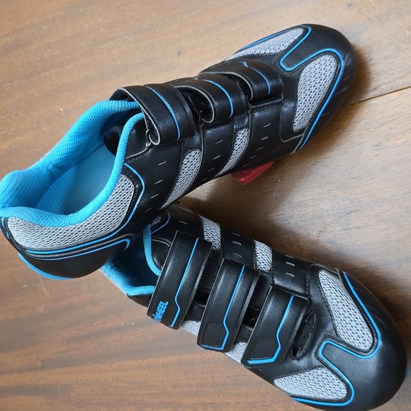FLYWHEEL Black and Blue Cycling Shoes sz 41 - Picture 2 of 7